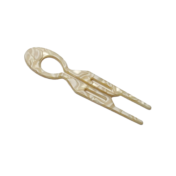 Заколка для волос бежевая